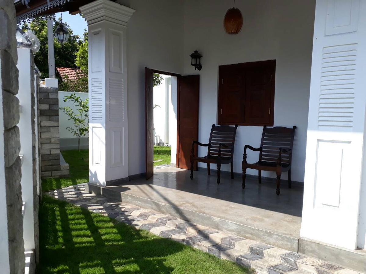 Best Inn Villa Mirissa Exterior foto